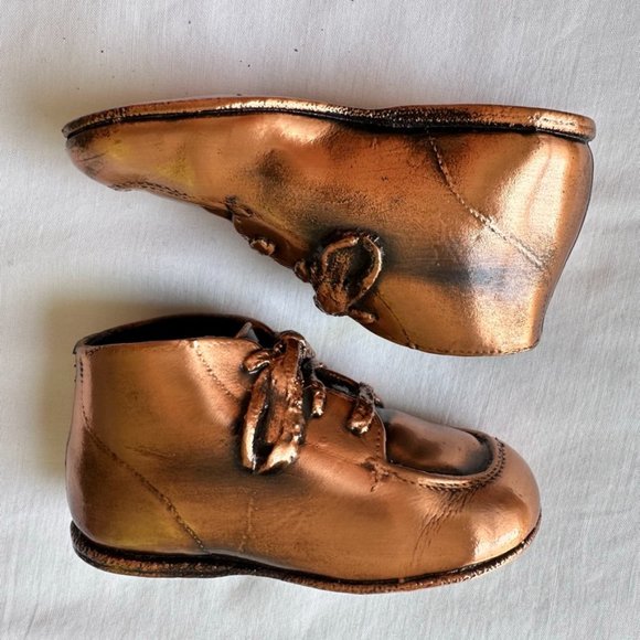Vintage Copper-Plated / Brass / Bronze Baby Shoes Nursery Decor Display Art - Picture 3 of 6
